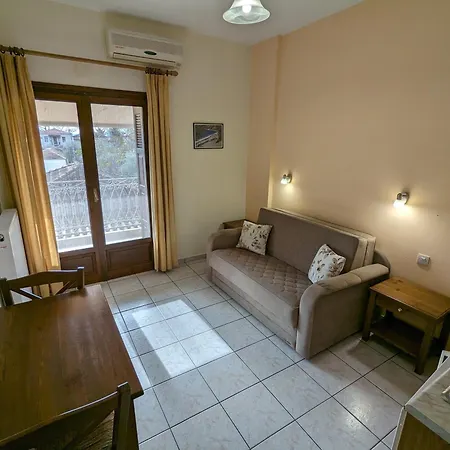 Pagaseon Rooms And Apartments Aparthotel Kala Nera