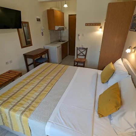 Pagaseon Rooms And Apartments Aparthotel