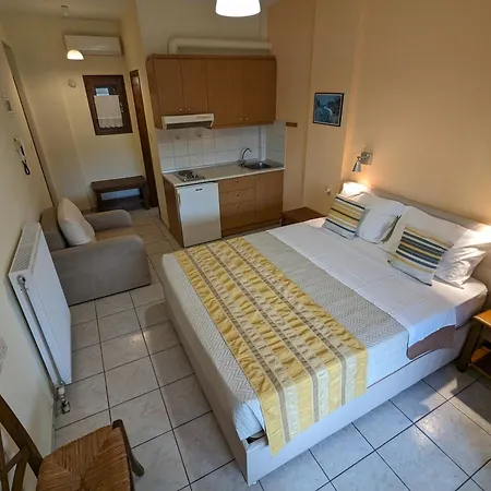 Aparthotel Pagaseon Rooms And Apartments 4*