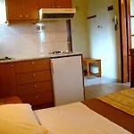 Aparthotel Pagaseon And