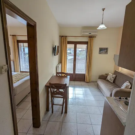 Pagaseon And Kalá Nerá