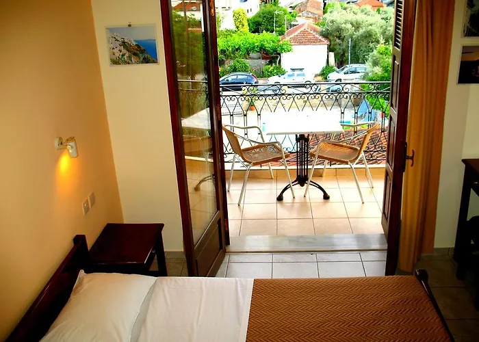 Aparthotel Pagaseon Rooms And Apartments 4*