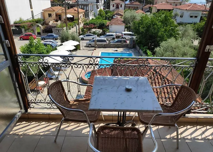 Pagaseon Rooms And Apartments Aparthotel